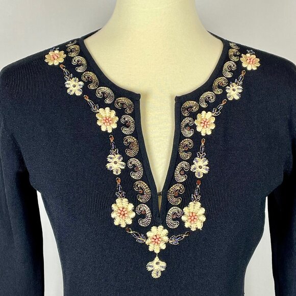 Joseph A. Qu'est-Ce Que C'est Silk Plunge Sweater Sz M Black Floral Dark Fairy - Picture 2 of 6